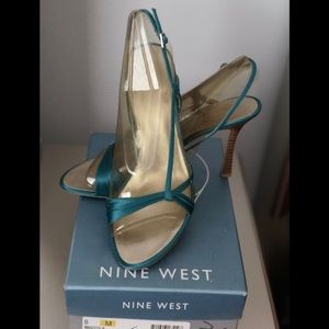NINE WEST ACCOLIA MEDIUM BLU SATIN SANDALS